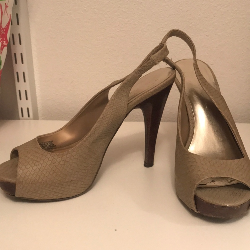 Jessica Simpson peep toe heels